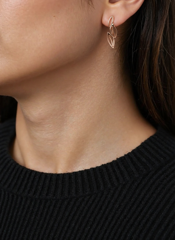 Golden Elegant Leaf Earrings