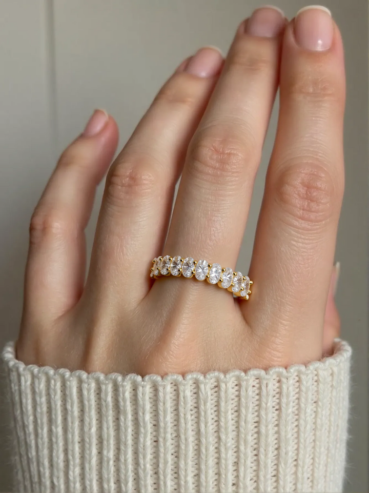 Adjustable White Zirconia Ring in Gold