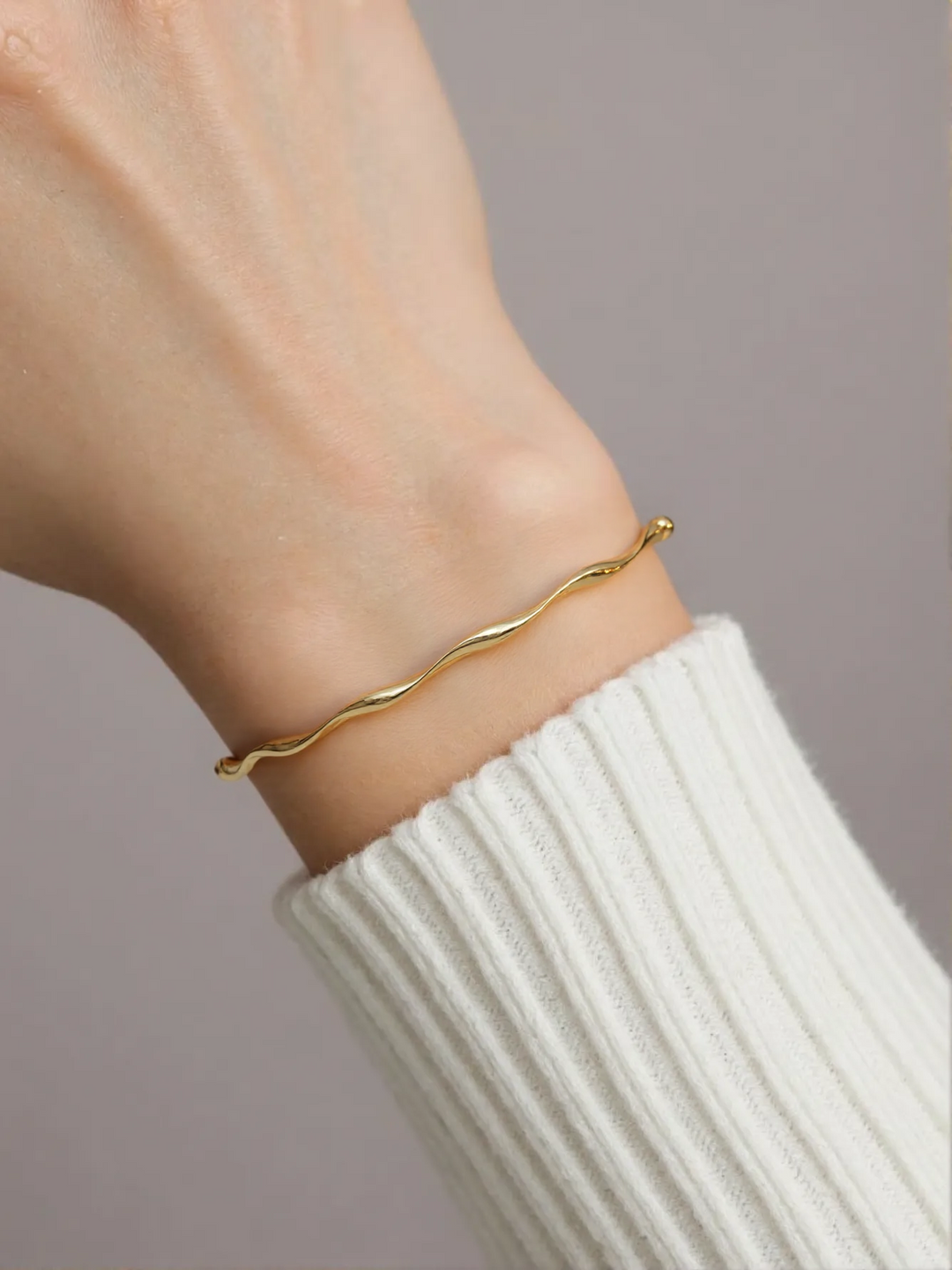 Elegant Open Gold Bracelet