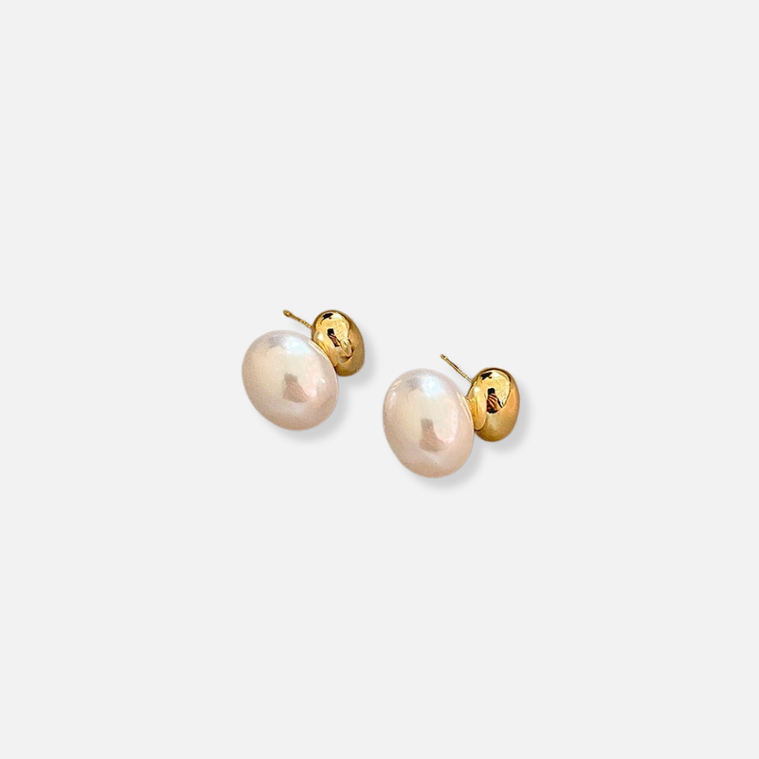 Elegance Falling Pearl Earrings