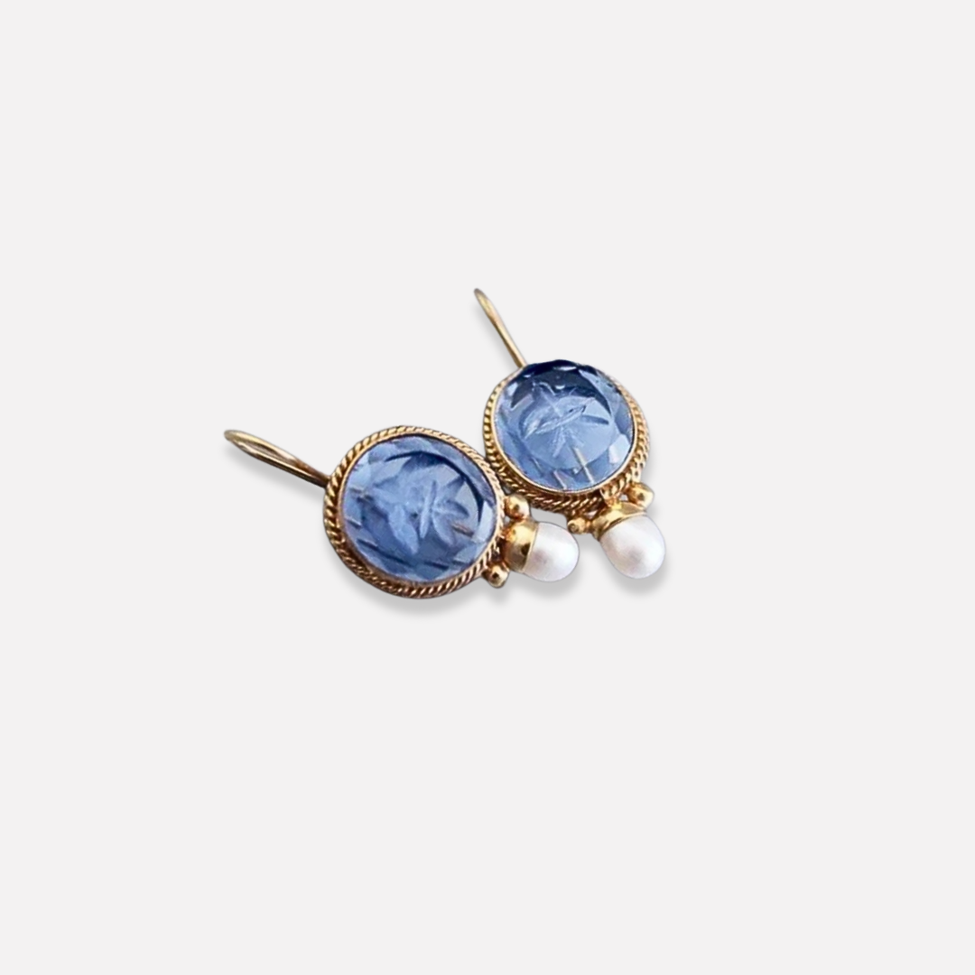Queen Seablue Classic Pearl Earrings