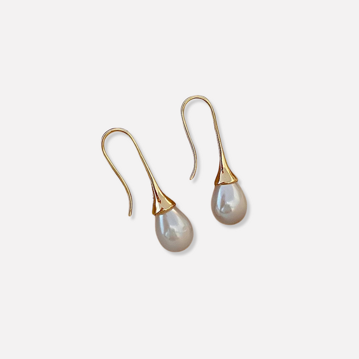 Classic Hanging Pearl Earrings