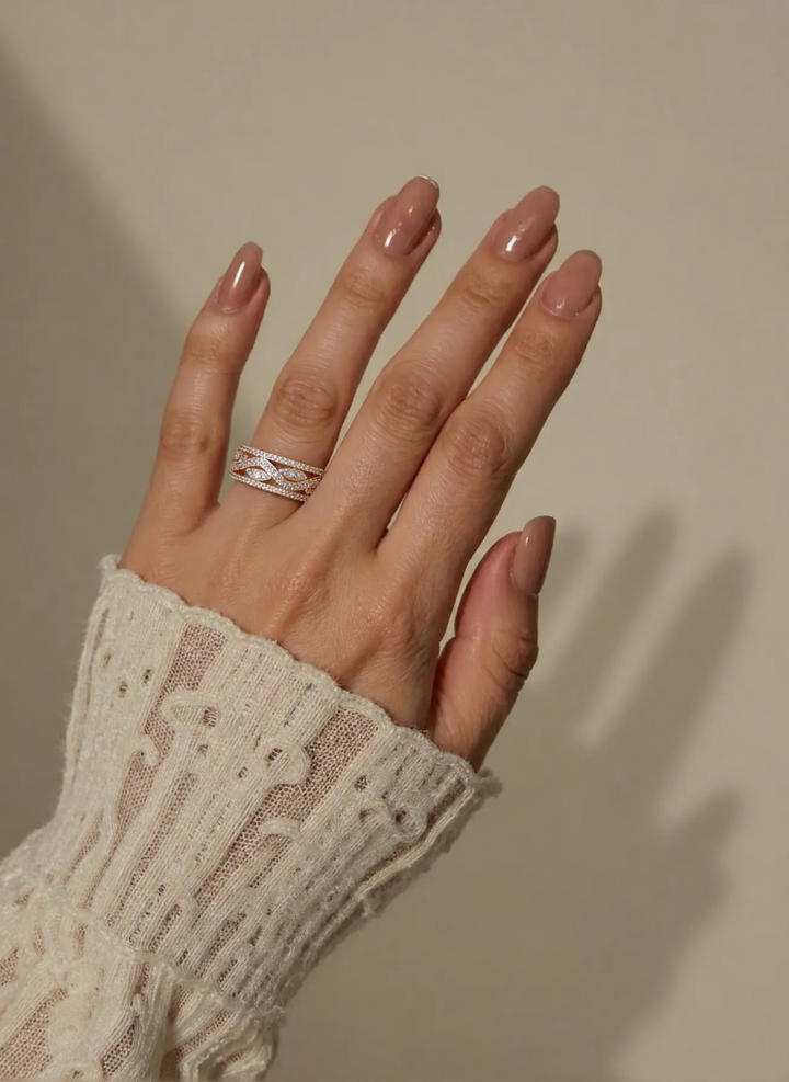 Elegant Zirconia Ring