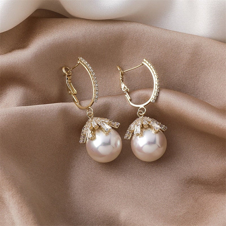 Flower Top Pearl Drop Earrings