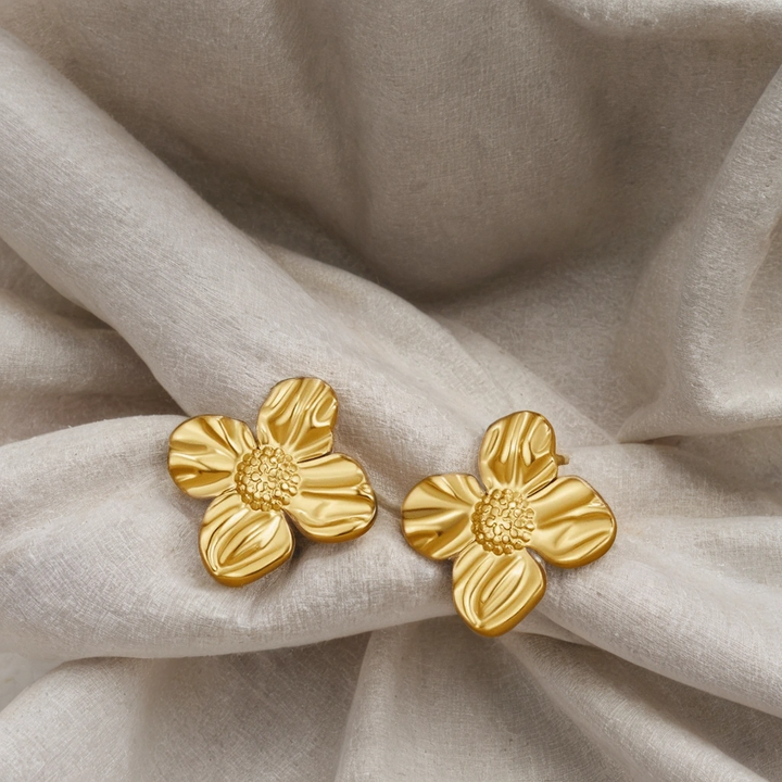 18K Gold Flower Earrings