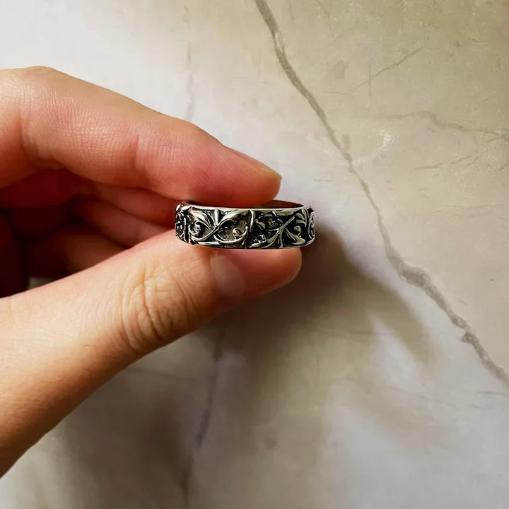 Retro Eternal Ring