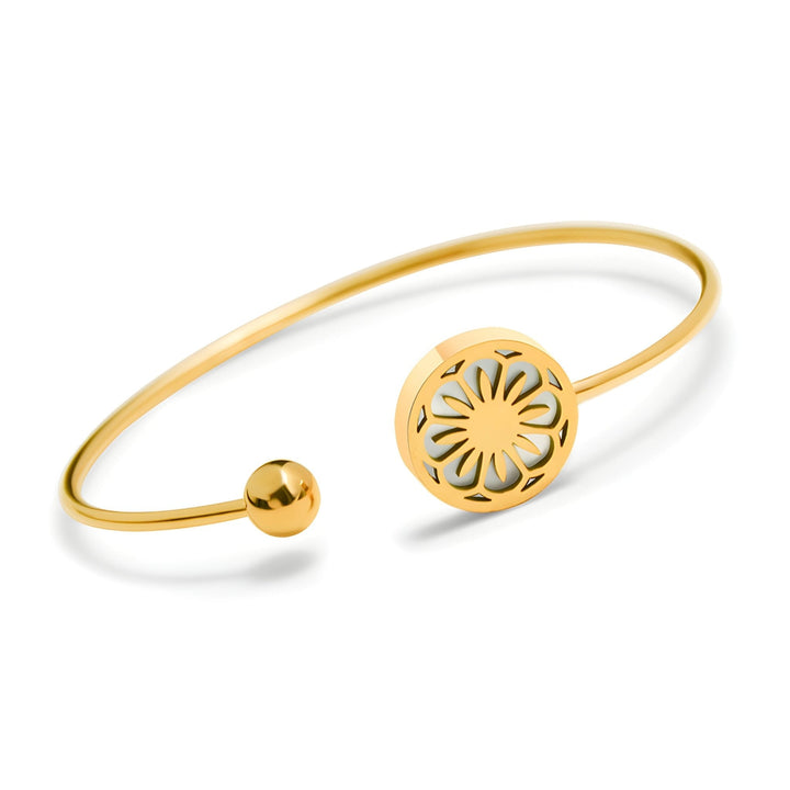 Floral Elegance Gold bracelet