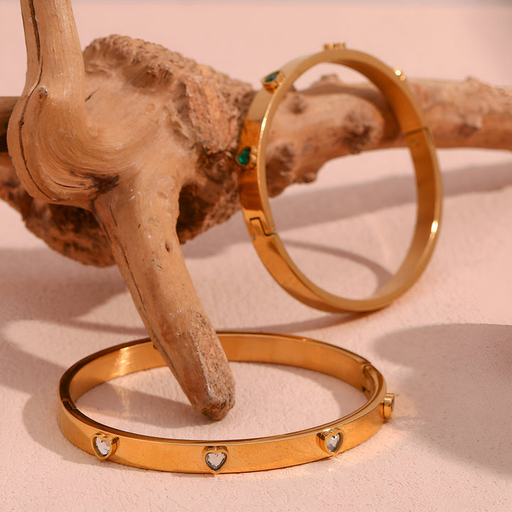 Bracelet with hearts