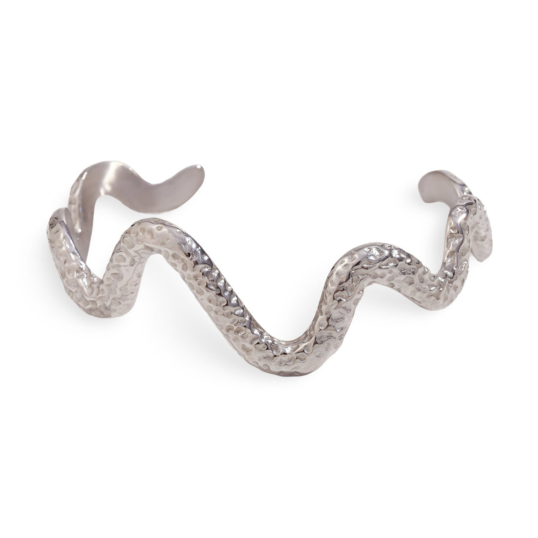 Subtle curve Bracelet