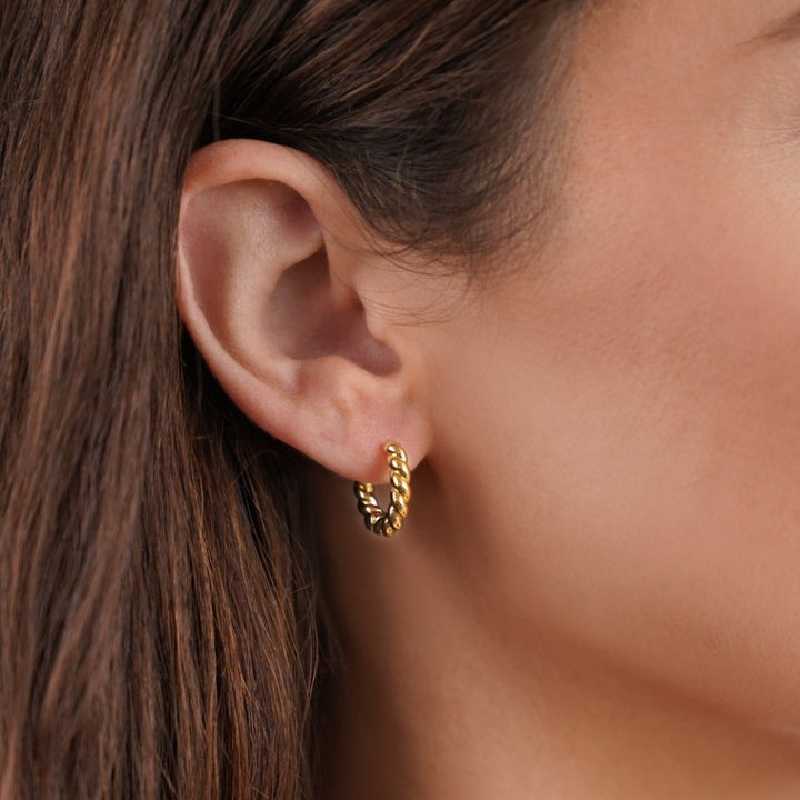 Mona Gold Twist Earrings