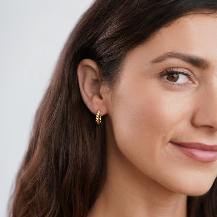 Mona Gold Twist Earrings