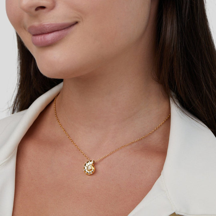 Crystal Seashell Pendant Necklace