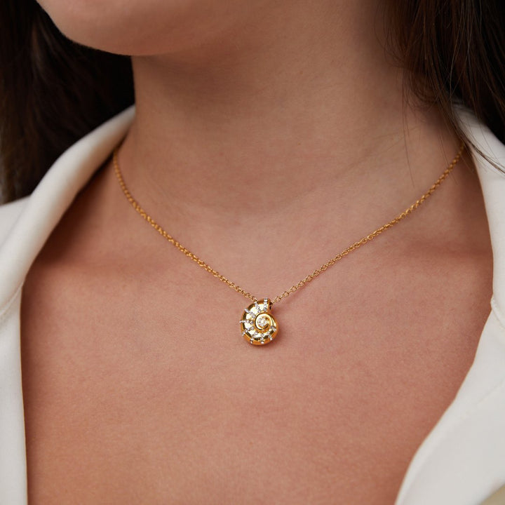 Crystal Seashell Pendant Necklace