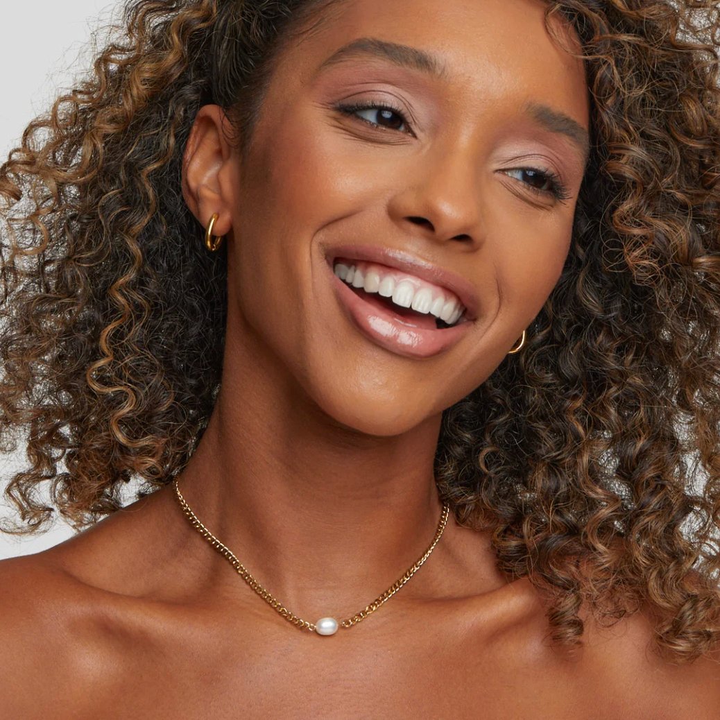 Gold Classy Hoop Earrings