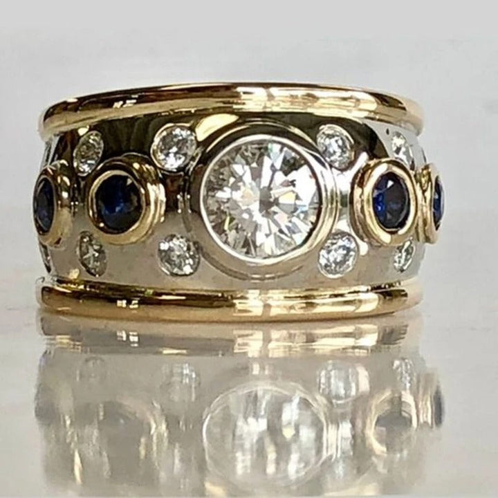 Vintage Old Gold Ring with Zirconia