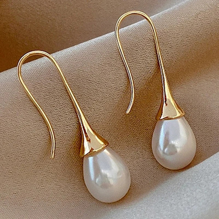 Classic Hanging Pearl Earrings