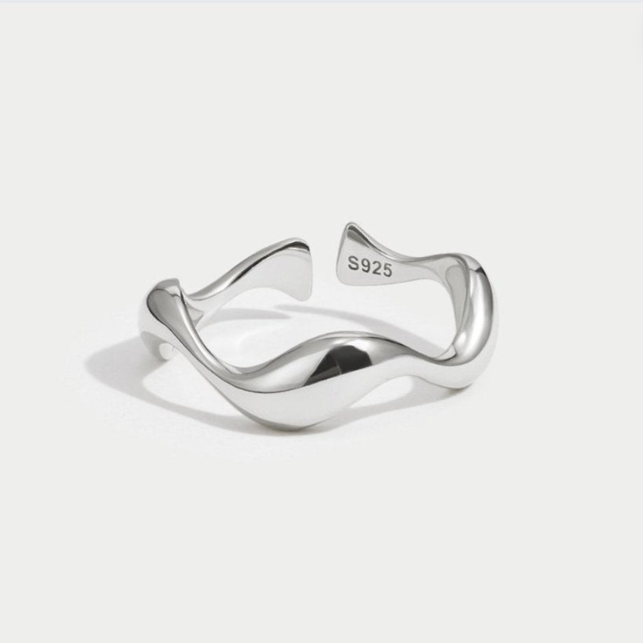 Waves Basic Ring