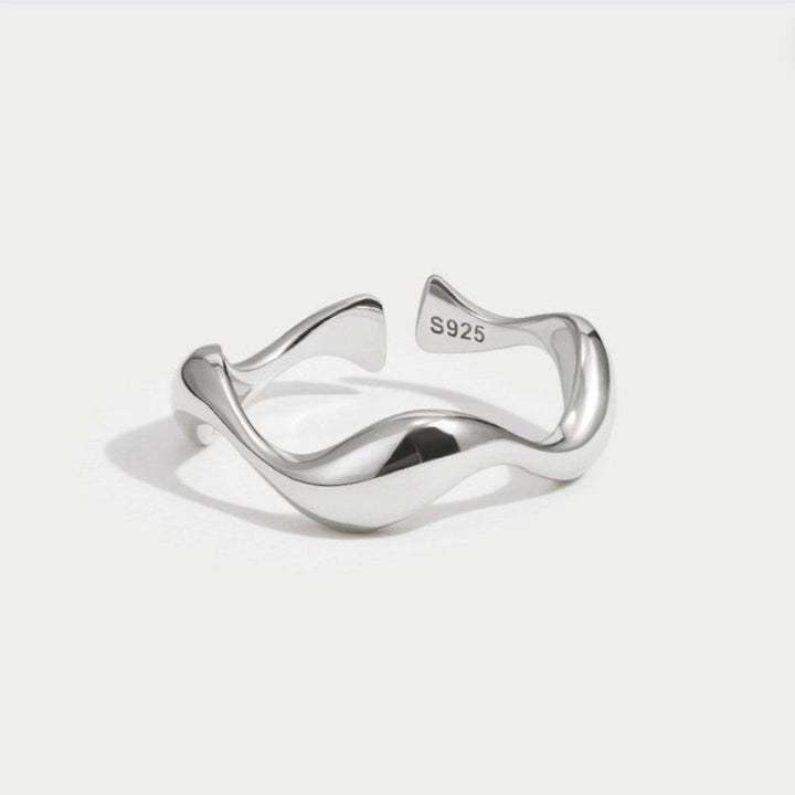 Waves Basic Ring