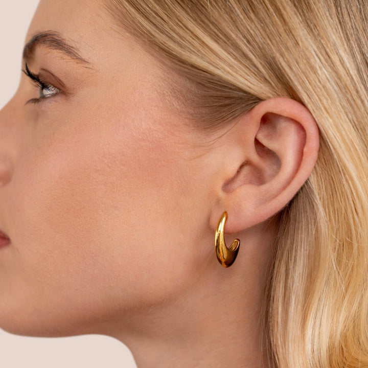 Simply Gold Hoop Earrings