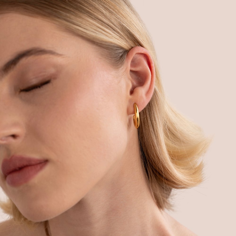 Simply Gold Hoop Earrings