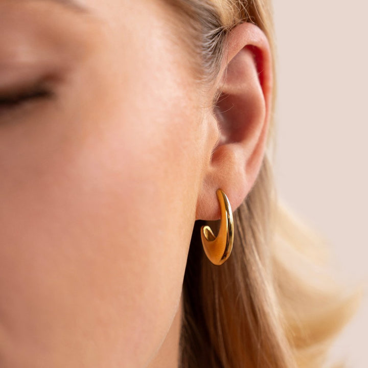 Simply Gold Hoop Earrings